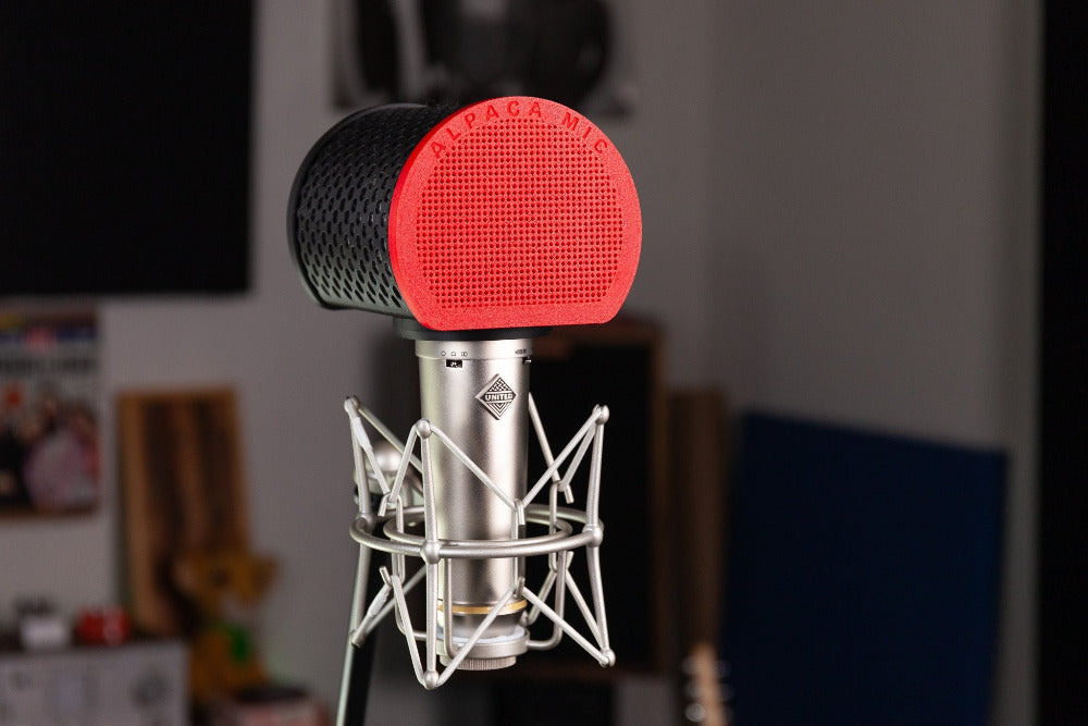 Alpaca Mic - Microphone Isolation Filter Recording Studio